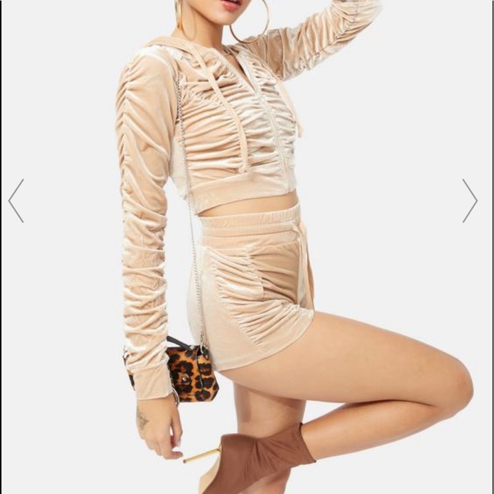 Dollskill velour two piece set